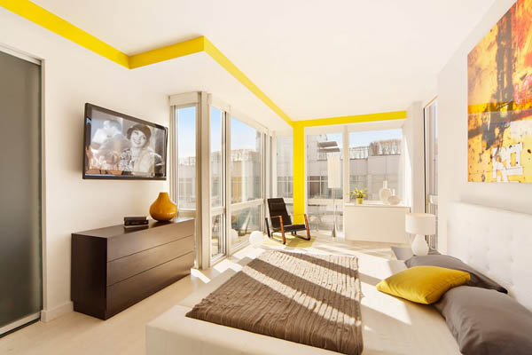 Kétszintes penthouse barna sárga színekkel