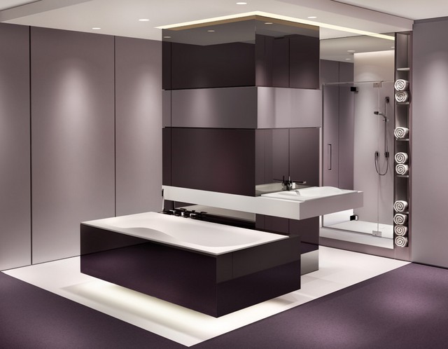 Modern lila fürdőszoba