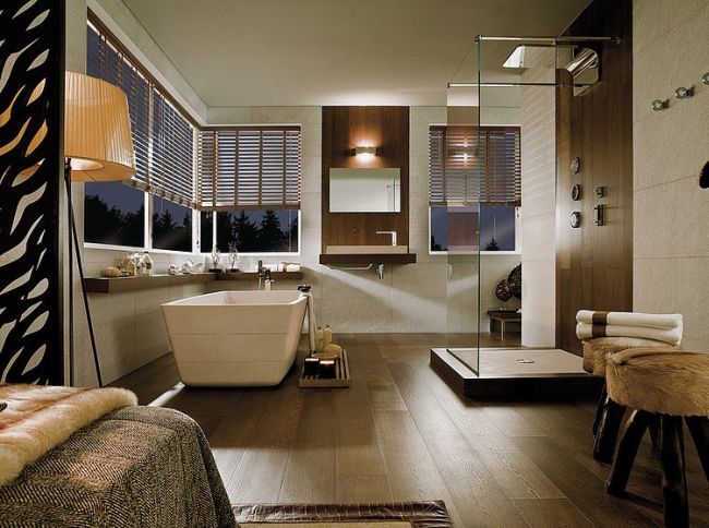 Modern fürdőszoba barnás földszínekkel