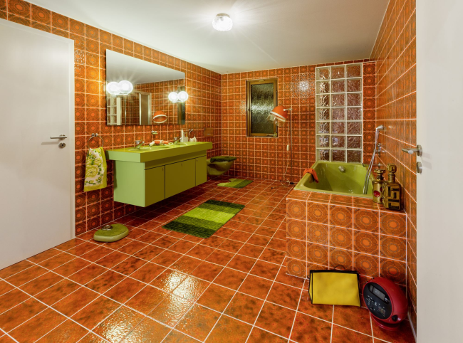 Retro fürdőszoba hetvenes évek Hansgrohe Aquakadémia