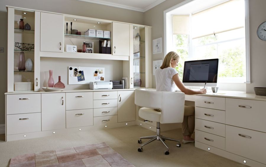Otthoni iroda egyedi bútorokkal