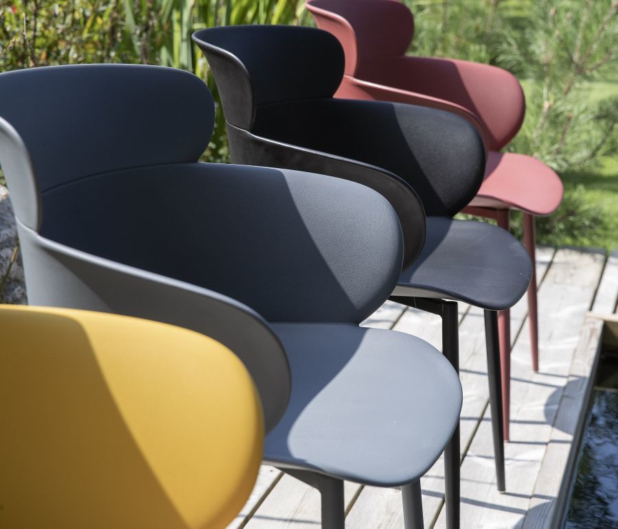 Műanyag kerti székek 4 színben