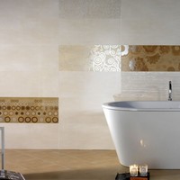 Natúr fürdőszoba dekorítv csempe elemekkel