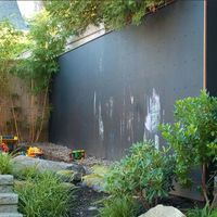 Rajzolható kerti fal az első esőig