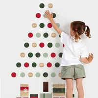Karácsonyfa imitáció gyerekszoba falára
