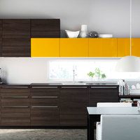Ikea Metod konyhabútor narancssárga felső elemekkel