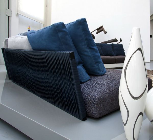 Mauro Lipparini modern sofa kanapé hátfal