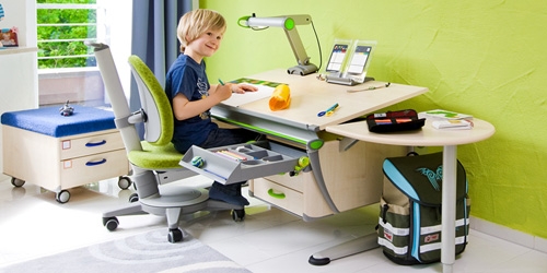 IDDesign íróasztal és görgős szék