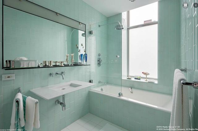 Halványzöld fürdőszoba csempe