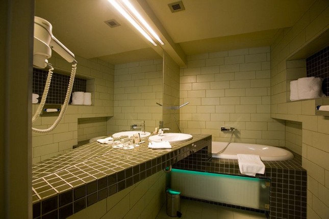 Lánchíd 19 design hotel fürdőszoba