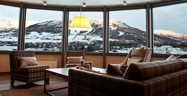 Norvég havas táj a nappaliból