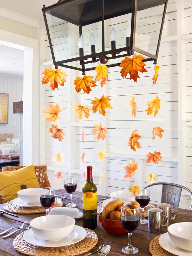 Terasz dekoráció, veranda dekoráció őszi színes levél