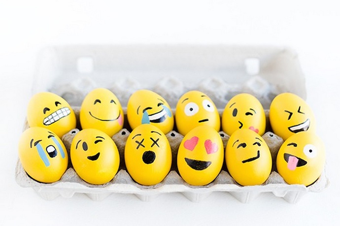Emoji húsvéti tojás