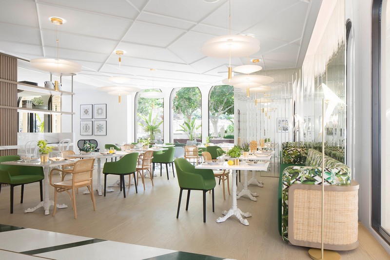 Étterem berendezési ötlet zöld székek
