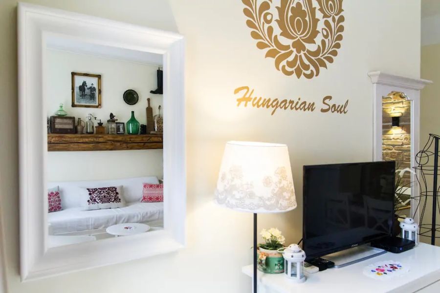 Hungarian Soul Airbnb flat