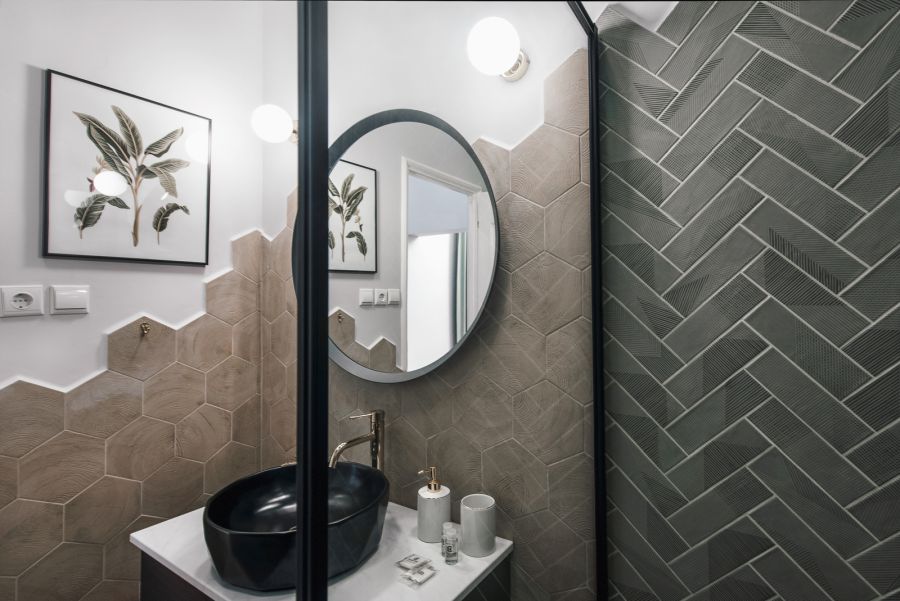 Antal Réka lakberendező - Airbnb lakás zuhanyzós fürdőszoba