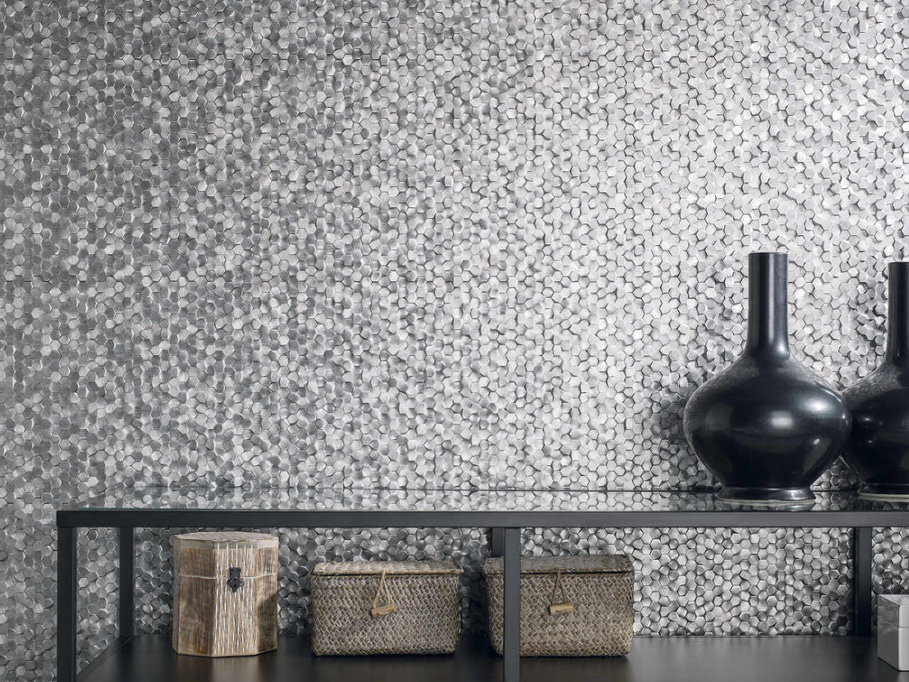 Apró hatszögletű mintás mozaik nappali falára