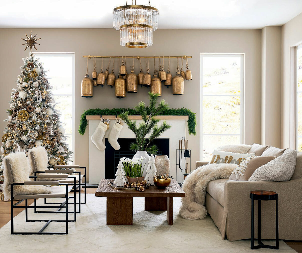 Fehér és arany karácsonyfa dekoráció