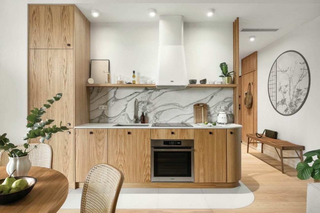 Íves fa mintás konyhabútor