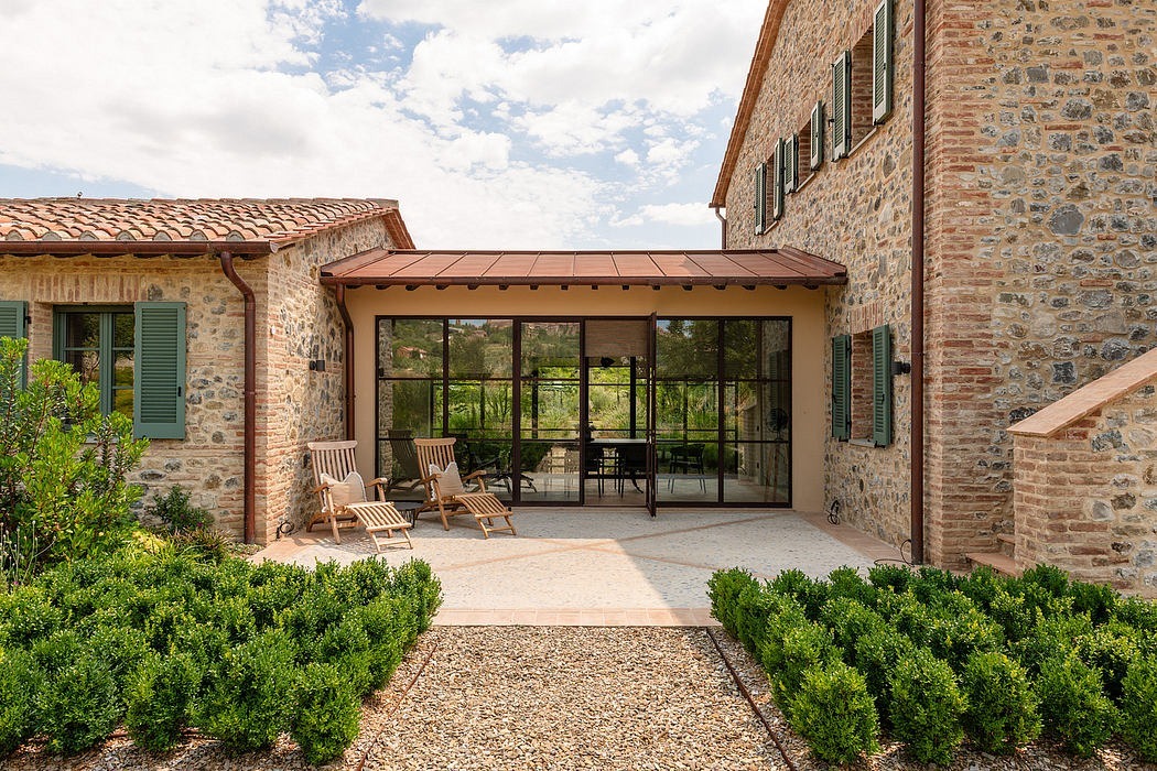 Átjáró a két épületrész között