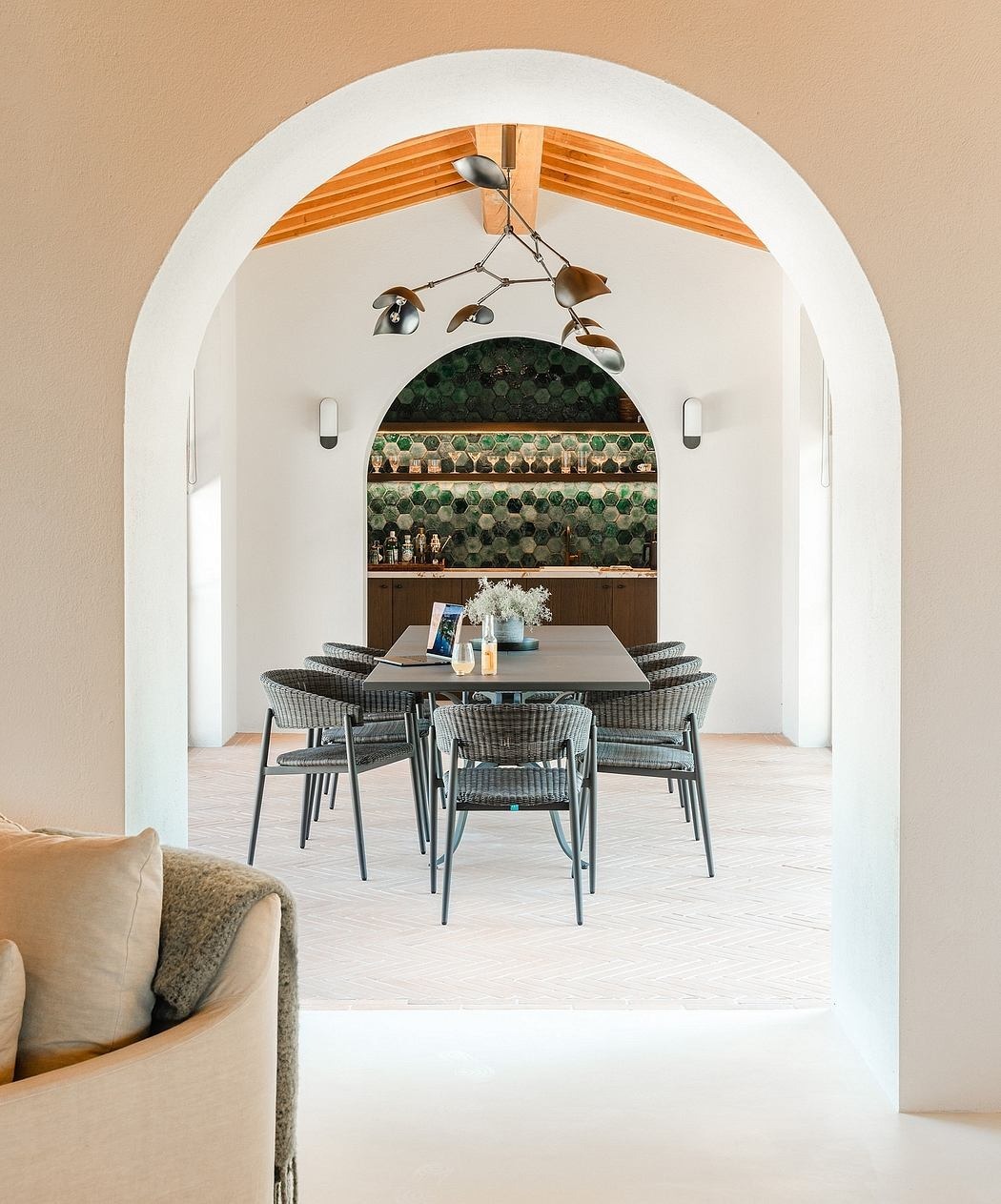 Étkező boltíves átjárókkal