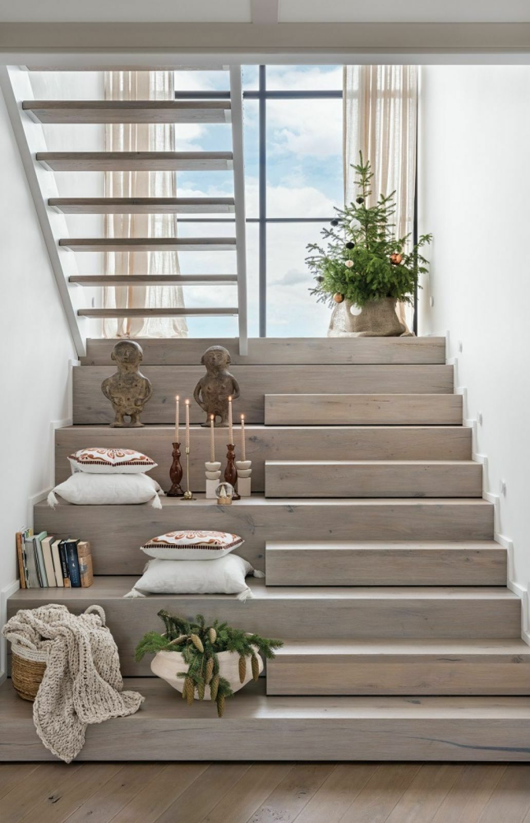 Tömörfa lépcsőelemek