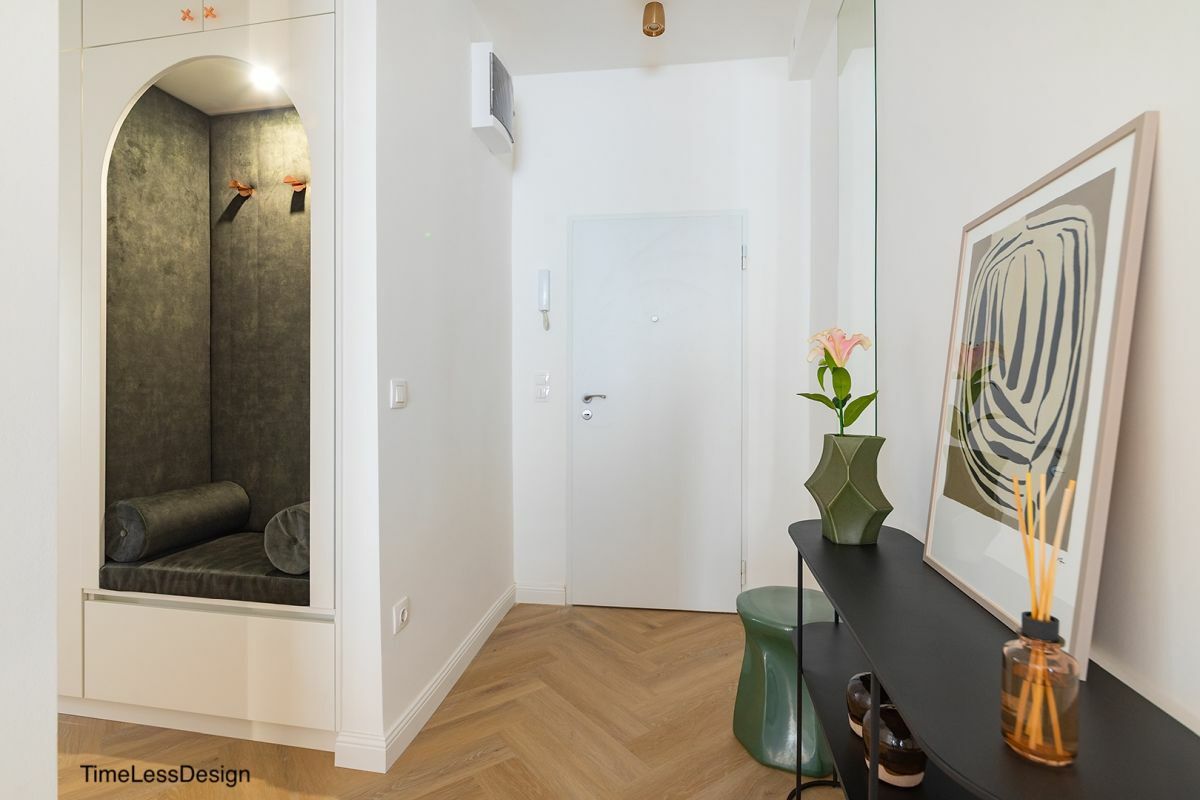 Előszobai kárpitozott multifunkciós kis fülke