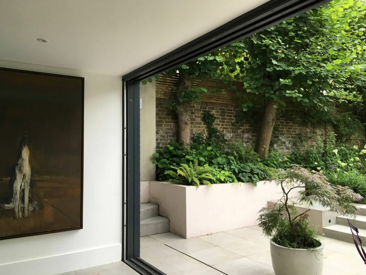 Nyitható tolóajtó a hátsó teraszra