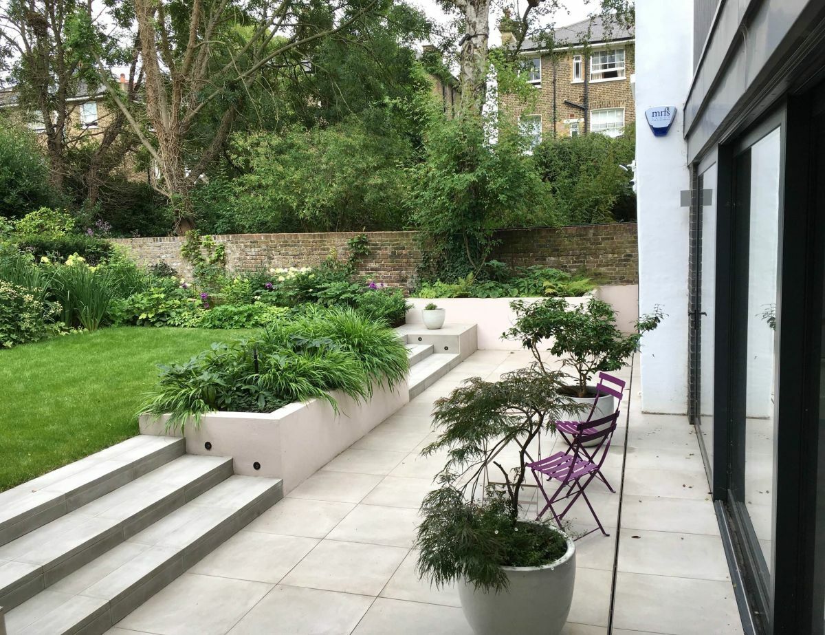 Felújított londoni hétsó kert