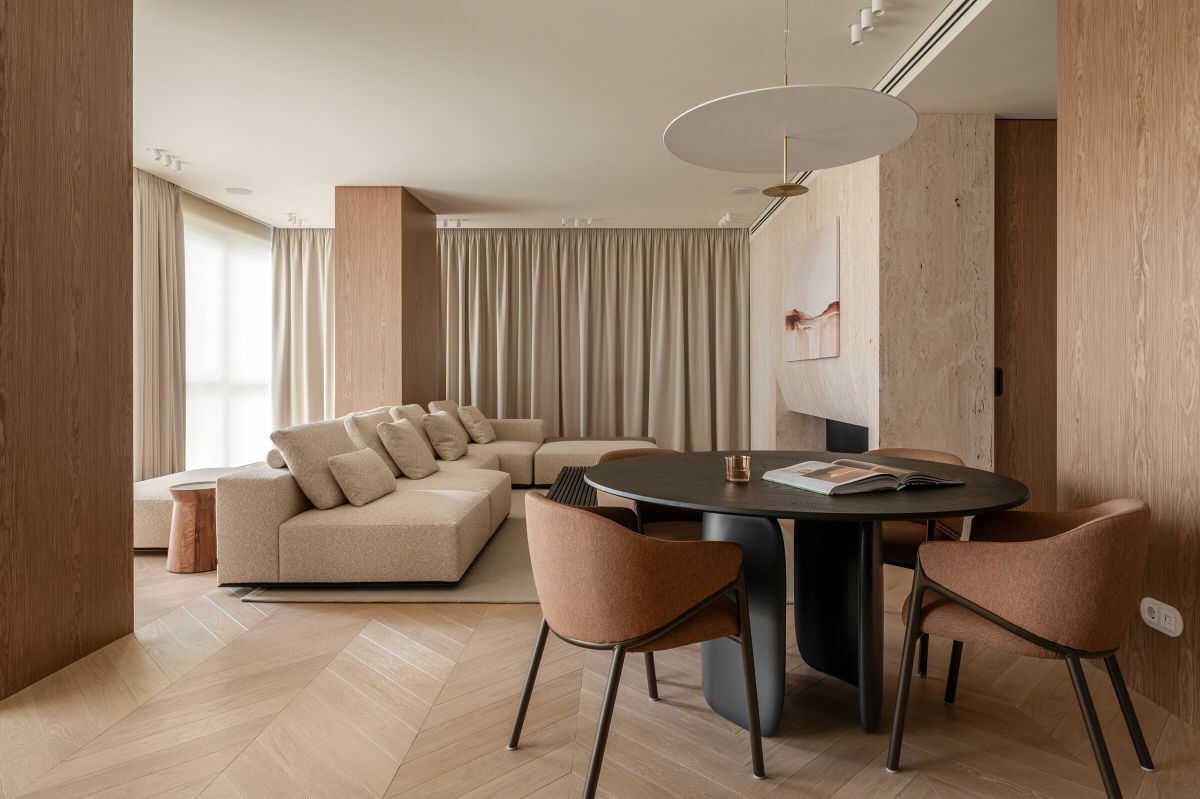 Natúr színű nagy kanapé