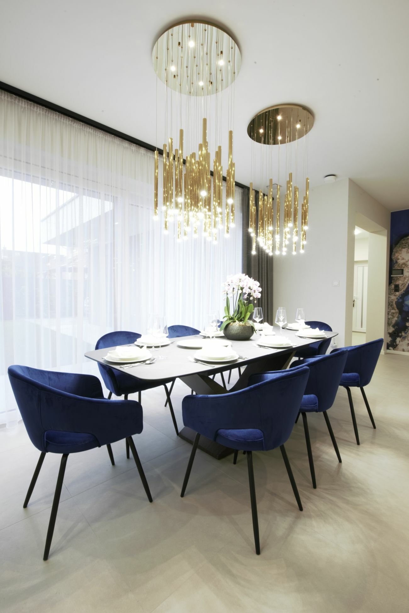 Élénk kék étkezőfotelek