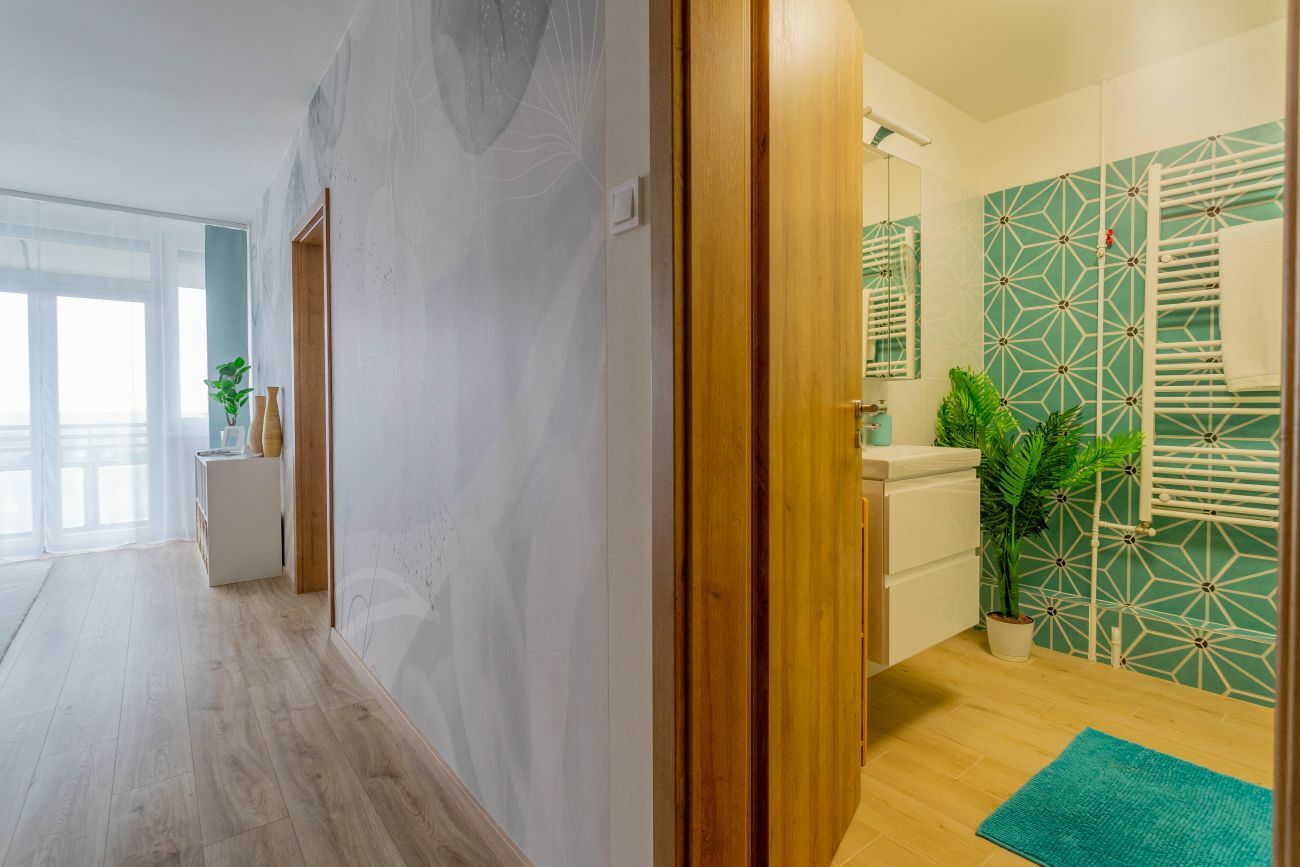 Teljesen új ajtók kerültek beépítésre