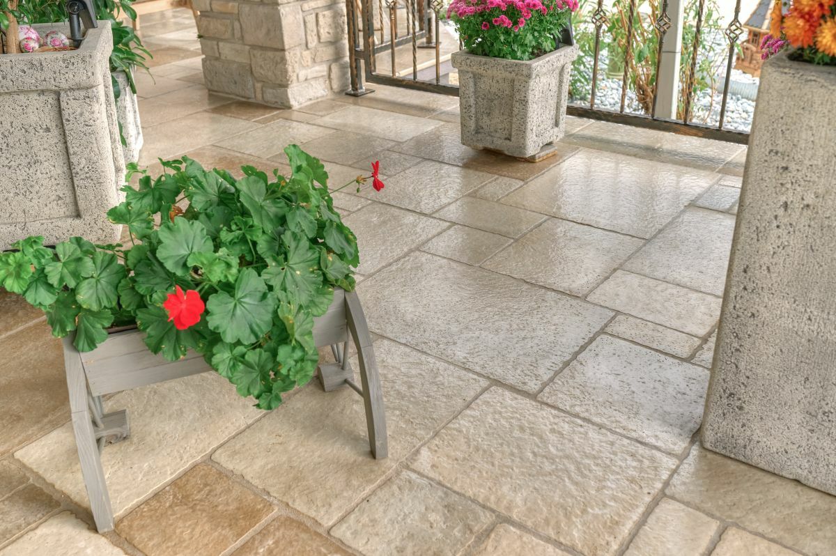 Rusztikus burkolat teraszra