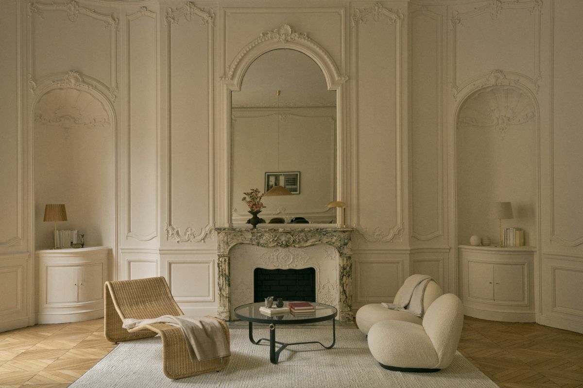 Gubi chaise lounge