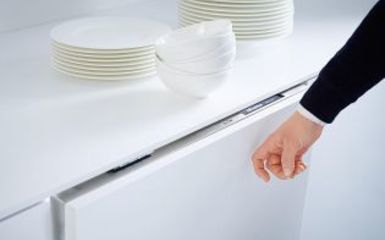 Új Miele mosogatógép fogantyú nélkül. De akkor hogyan nyitható?