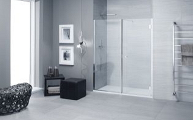 Egyedi méretben rendelhető Calibe zuhanyzók, különleges ajtónyitási megoldásokkal