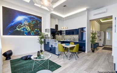 77 m2-es budapesti lakás két hálószobával, látványos előszobai mennyezettel