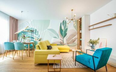 Trópusi hangulatú színes lakberendezés egy 65 m2-es lakásban