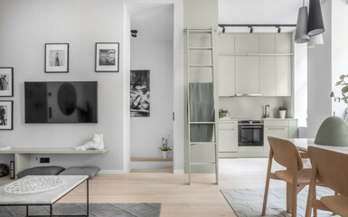 Skandináv elegancia és lakberendezés kis alapterületen – Egy inspiráló lakás Stockholm belvárosában