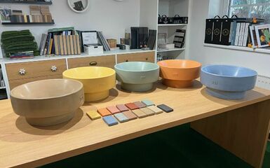 Új magyar designmárka mutatkozik be: kézzel készült betonmosdók