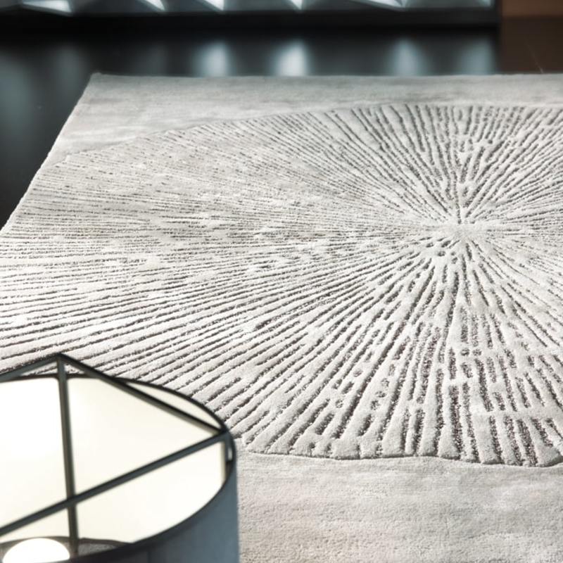 Guy Laroche Rotondo silver kézi tűzött design szőnyeg