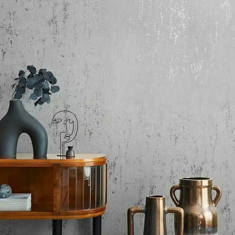 Beton mintás vinyl tapéta szürke színben ezüst koptatással