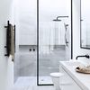 Bepa Fürdőszoba - Modern fürdőszoba fekete csaptelepekkel